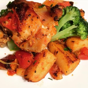 Chicken & Potatoes in a Spicy Tomato Whit Wine sauce
